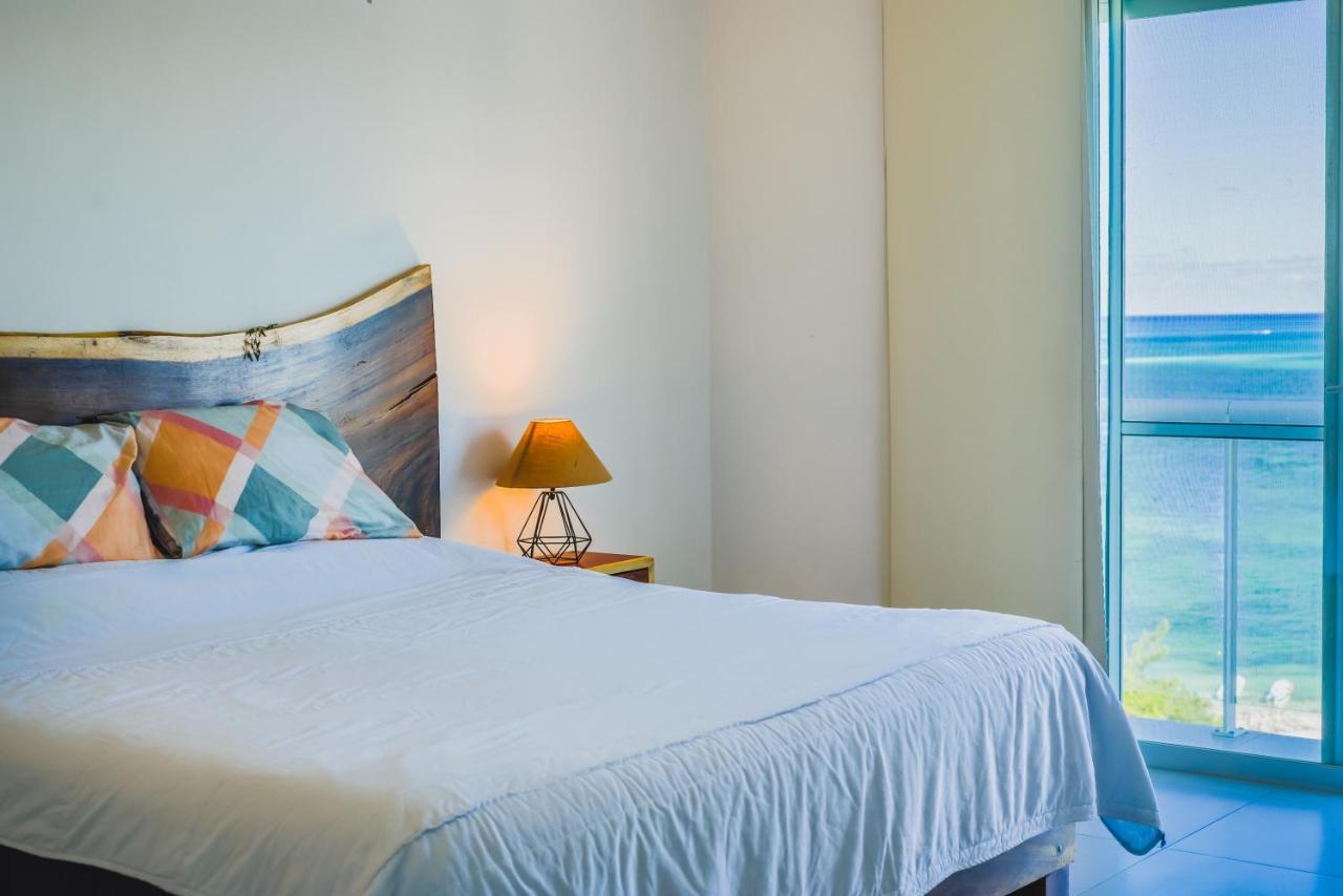 Beachfront Luxury Apartments Cancún Exterior foto