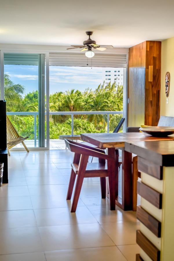 Beachfront Luxury Apartments Cancún Exterior foto
